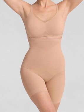 Honeylove Women’s SuperPower Shorts Size XL Beige Shaper Shapewear Thigh Slimmer